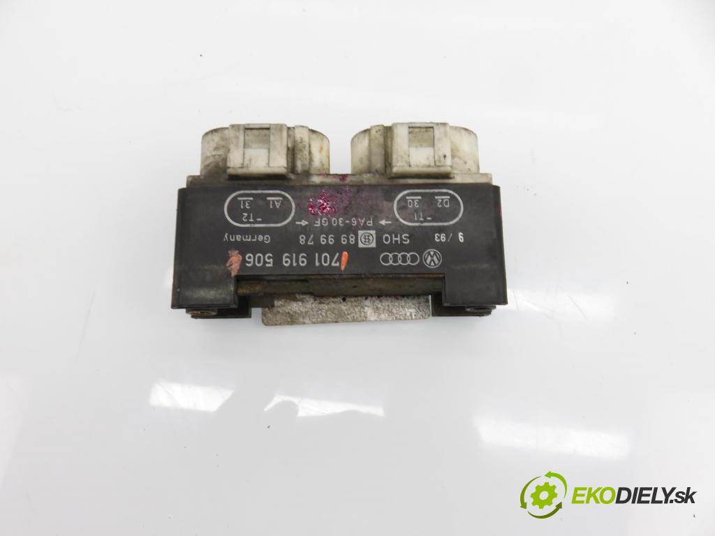 VW TRANSPORTER IV Platforma / podwozie (70E, 70L, 70M, 7DE, 7DL KABINA/PLATFORMA 1993 57,00 2.4 D 78 - AAB 2370,00 Riadiaca jednotka 701919506
