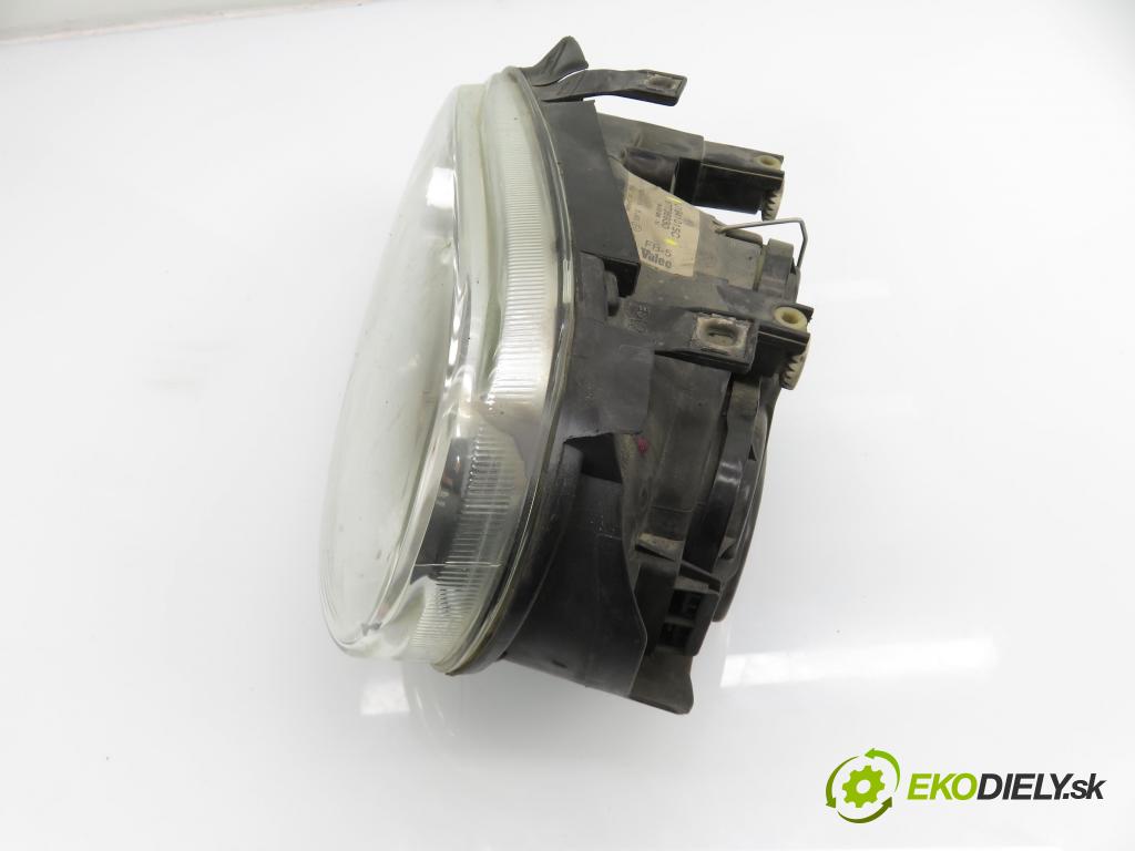 VW GOLF IV (1J1) HB 1998 66,00 1.9 TDI 90 - ALH 1896,00 Svetlo LP 1J1941015C