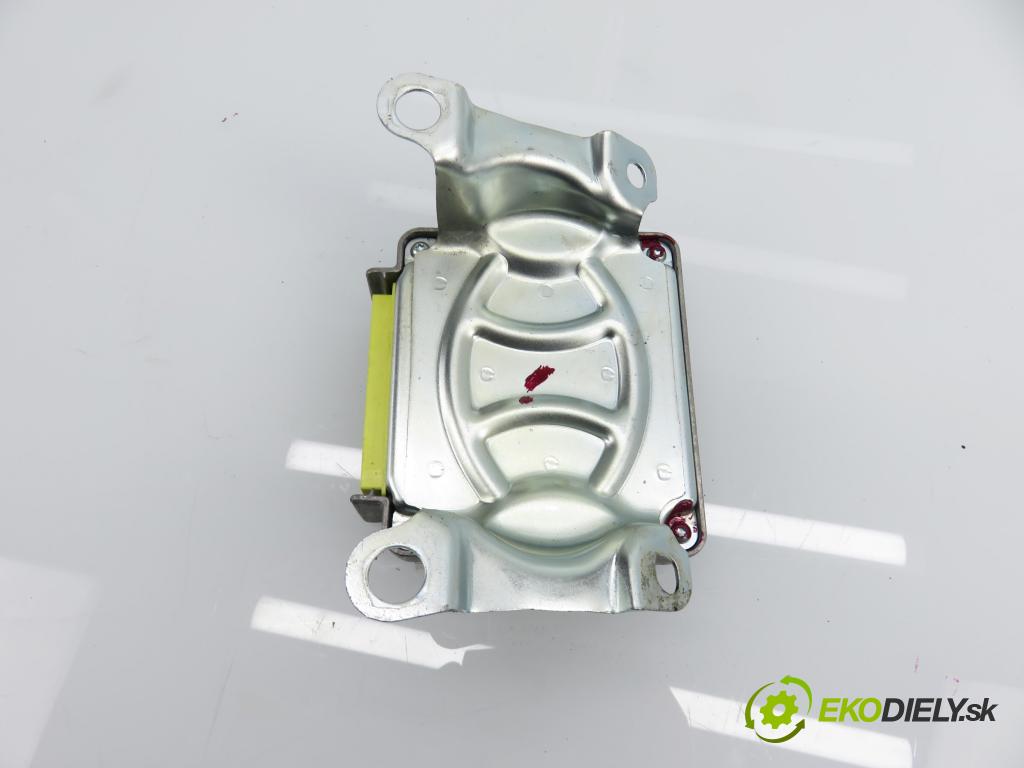 TOYOTA YARIS (_P1_) HB 2004 64,00 1.3 (SCP12_) - 2SZ-FE 1298,00 MODUL air BAG 891700D080 ; 209996102