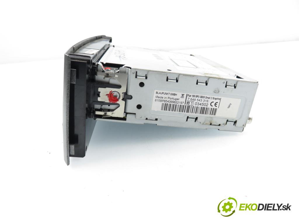 FIAT GRANDE PUNTO (199_) HB 2009 57,00 1.4 - 350 A1.000 1368,00 RADIO CD 7354813000