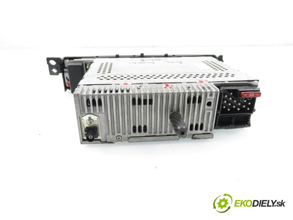 BMW 3 (E46) SEDAN 2003 110,00 320 d 150 - M47 D20 (204D4) 1995,00 RADIO Modul 6923175