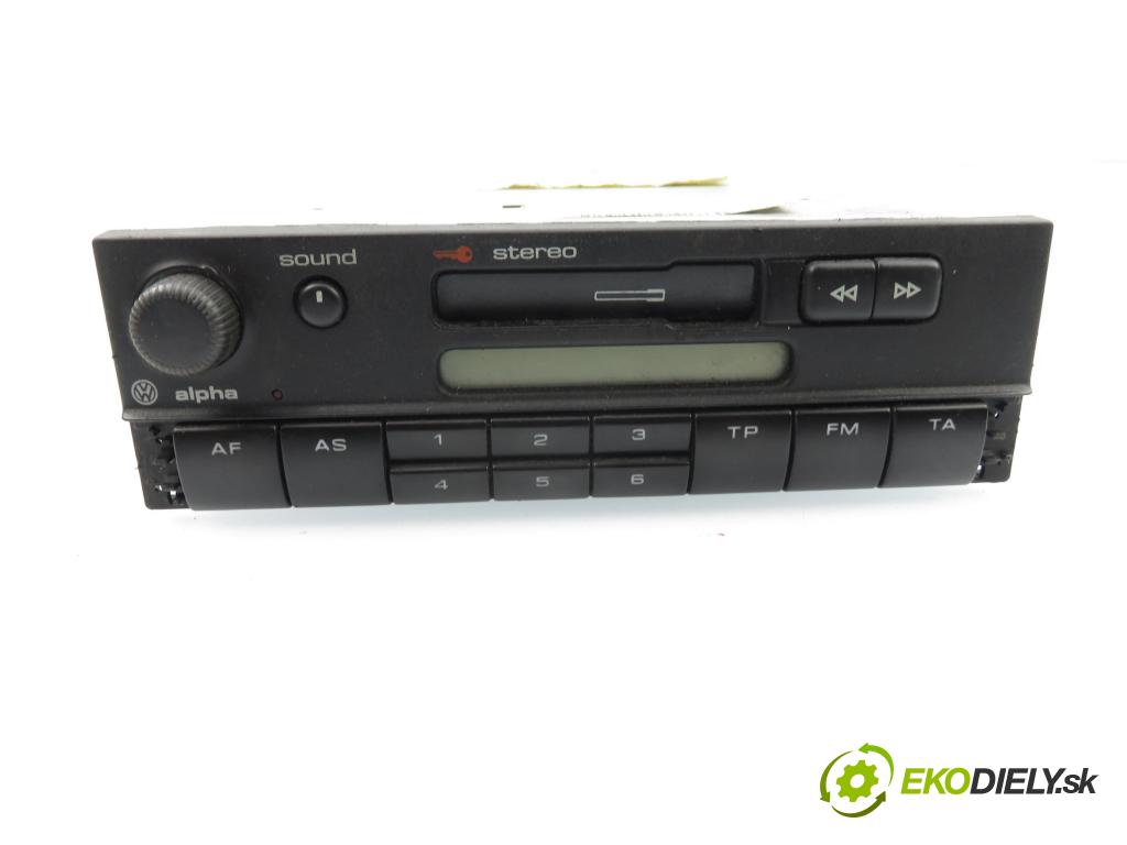 VW POLO (9N_) HB 2002 47,00 1.2 12V 64 - AZQ 1198,00 RADIO Modul 
