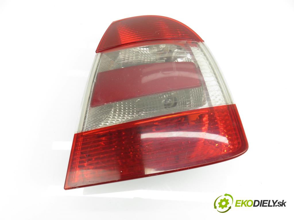 SKODA SUPERB I (3U4) SEDAN 2007 85,00 1.9 TDI - BPZ 1896,00 Svetlo pravé zadné 3U5945096A ; 3U5945112A ; VP1SCX13404BA