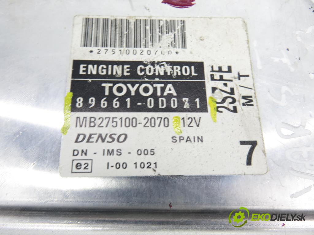 TOYOTA YARIS (_P1_) HB 2004 64,00 1.3 VVTi 87 - 2SZ-FE 1298,00 Riadiaca jednotka Motor 896610D071 ; MB2751002070
