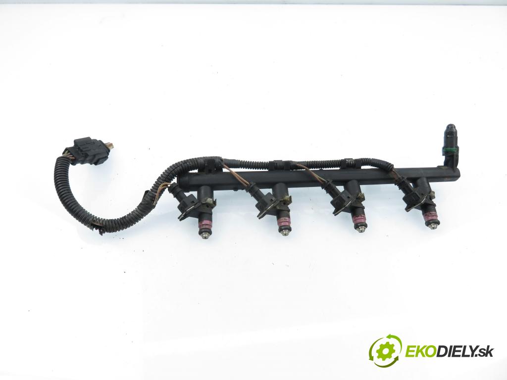 RENAULT SCENIC II (JM0/1_) MINIVAN 2004 82,00 1.6 16V (JM1R) - K4M 766 1598,00 Lišta vstrekovacia H132259 ; ITGM60 ; 8200135504E (Vstrekovacia lišta)