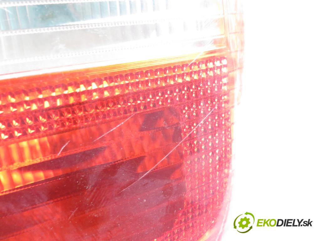 CITROEN C2 (JM_) HB 2005 50,00 1.4 - KFV (TU3JP) 1360,00 Svetlo pravé zadné 9649864480