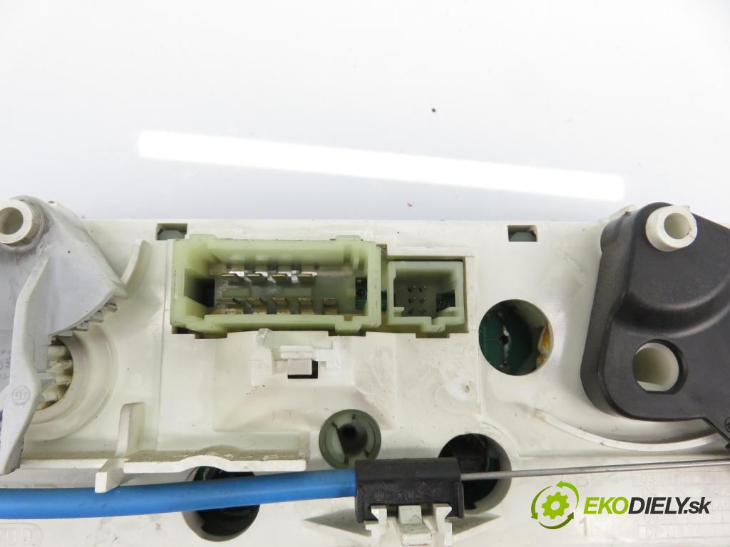 CITROEN C4 I (LC_) HB 2005 80,00 1.6 HDi 109 - 9HZ (DV6TED4) 1560,00 Panel kúrenia KLIMATIZACE: H5756
