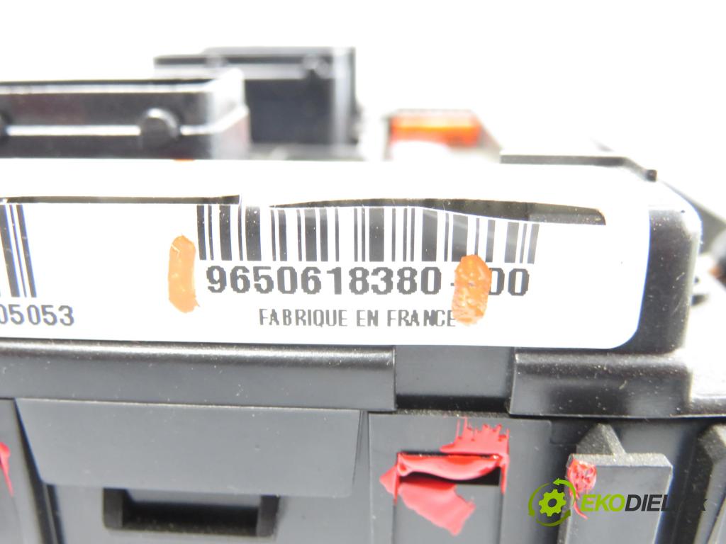 CITROEN C2 (JM_) HB 2005 50,00 1.4 - KFV (TU3JP) 1360,00 MODUL BSM 9650618380 ; T118470004L
