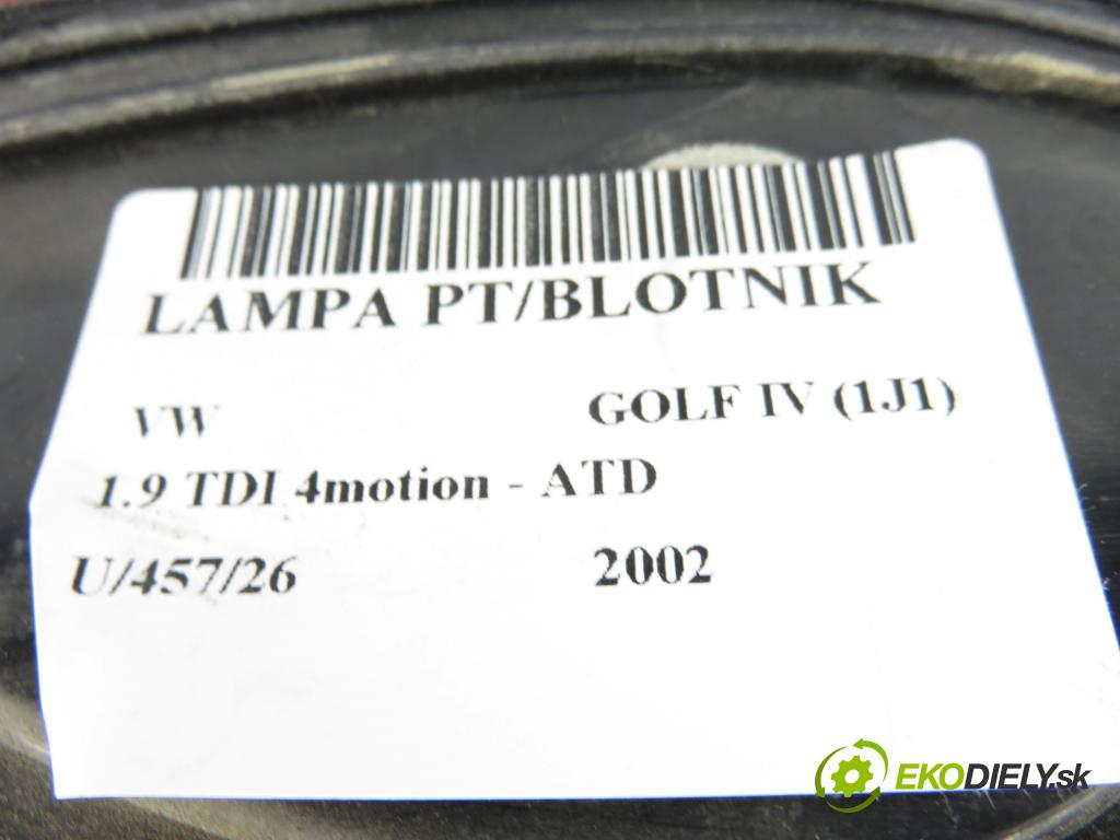 VW GOLF IV (1J1) HB 2002 74,00 1.9 TDI 4motion - ATD 1896,00 Svetlo pravé zadné