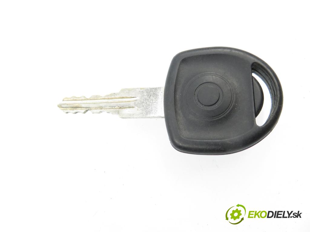 OPEL ZAFIRA A Nadwozie Wielkopojemne (MPV) (T98)  MINIVAN 2001 74,00 2.0 DTI 16V 101 - Y 20 DTH 1995,00 spinačka 24445098 ; 5WK4763 ; 90589313 (Spínacia skrinka)