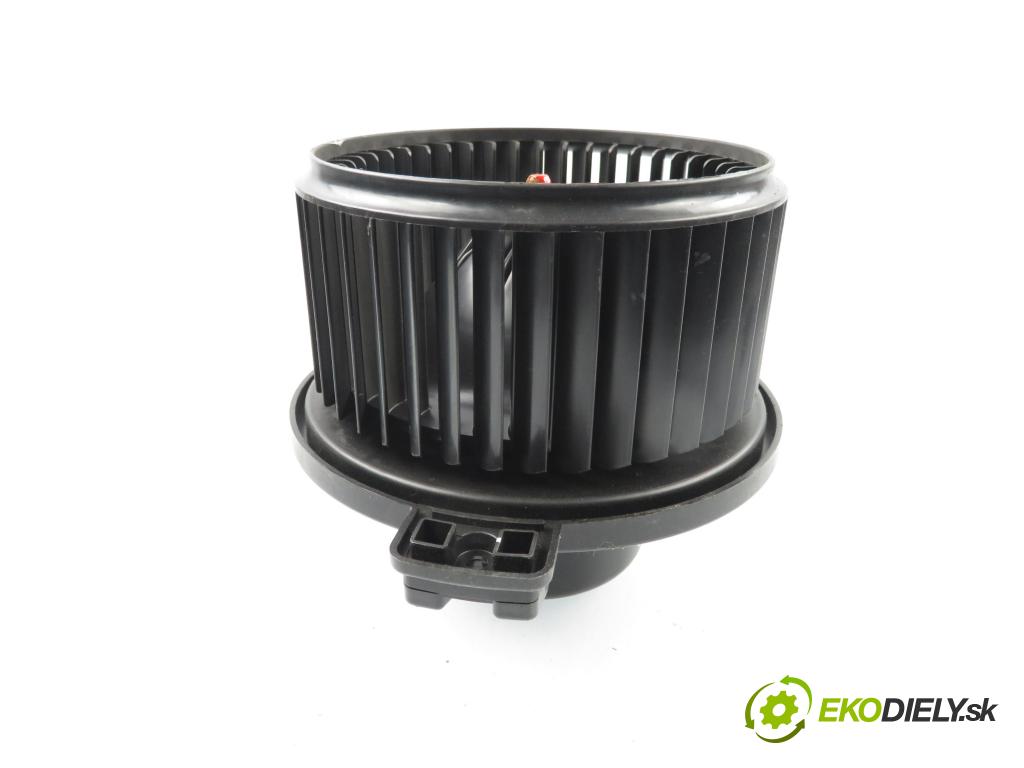 HYUNDAI i40 CW (VF) KOMBI 2014 100,00 1.7 CRDi 136 - D4FD 1685,00 Ventilátor vetráku B308830510