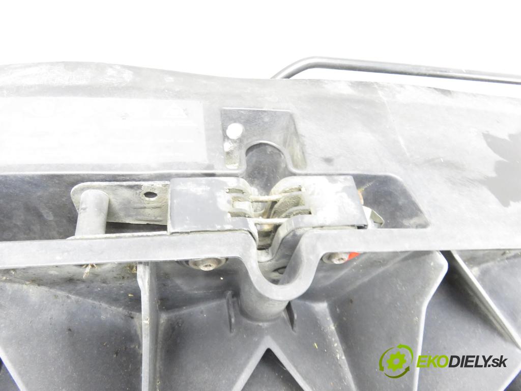 SEAT ALTEA (5P1) HB 2005 77,00 1.9 TDI - BXE 1896,00 Držiak predný 5P0805588B