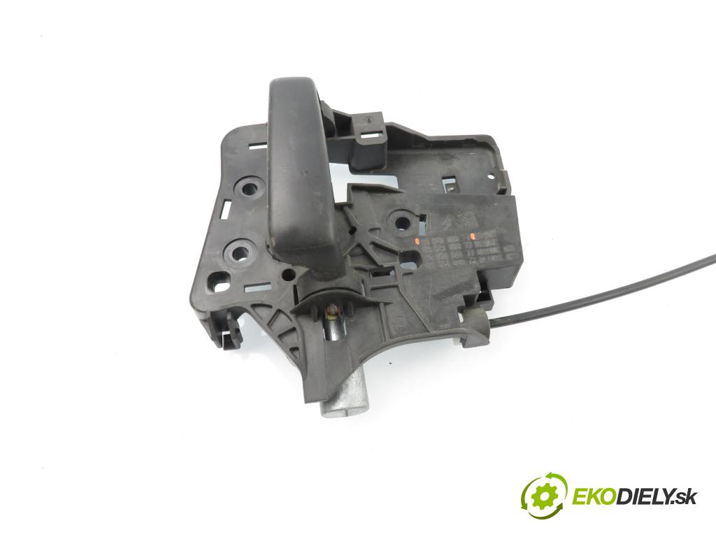 PEUGEOT PARTNER Skrzynia FURGON 2011 55,00 1.6 HDi - 9HT (DV6BTED4) 1560,00 Kľučka Dvere posúvne PB 9682100677