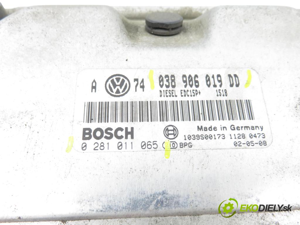 VW GOLF IV (1J1) HB 2002 74,00 1.9 TDI 4motion - ATD 1896,00 Riadiaca jednotka Motor 038906019DD ; 0281011065