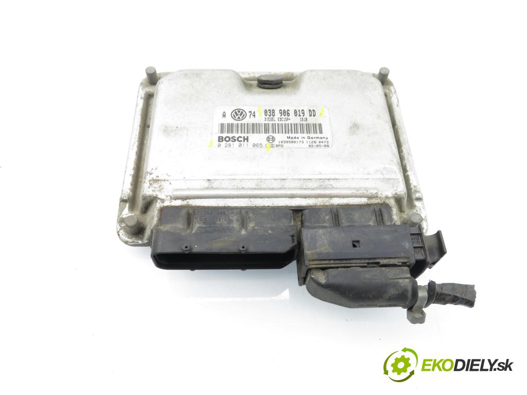 VW GOLF IV (1J1) HB 2002 74,00 1.9 TDI 4motion - ATD 1896,00 Riadiaca jednotka Motor 038906019DD ; 0281011065