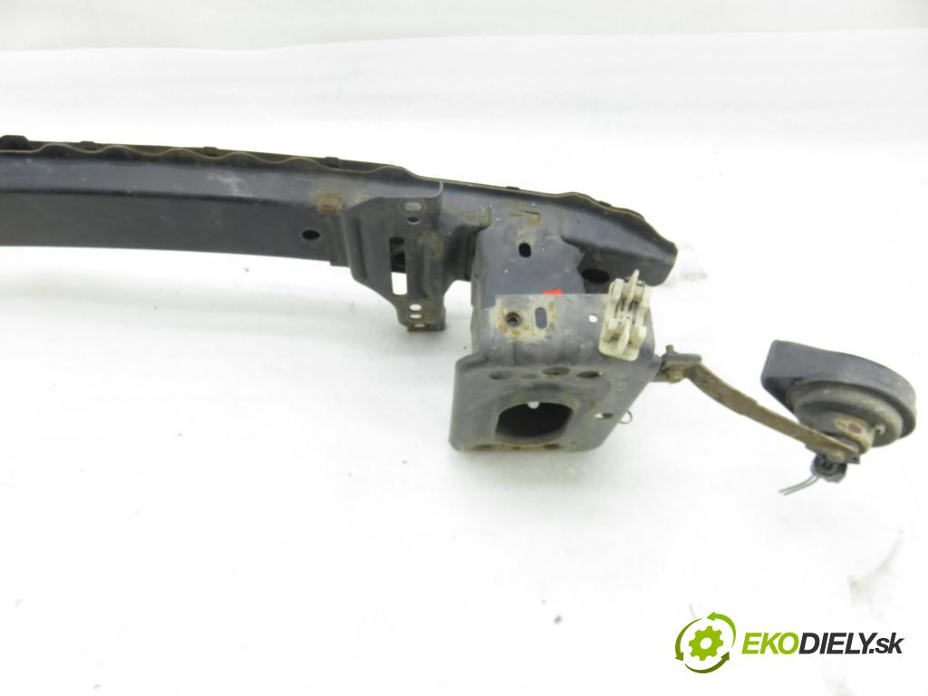 FORD FIESTA VI Van HB 2010 51,00 1.4 TDCi - KVJA 1399,00 Výstuha čelné 8V5117K876BG
