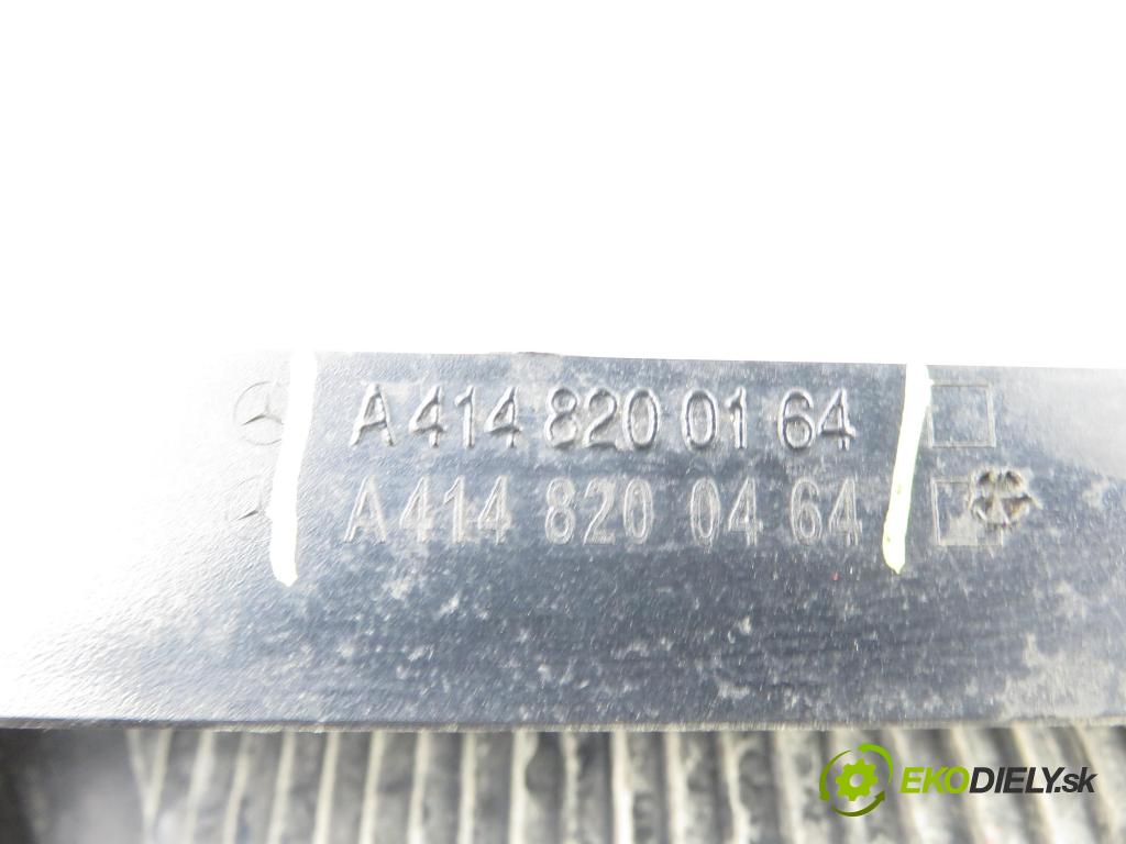 MERCEDES-BENZ VANEO (414) MINIVAN 2005 67,00 1.7 CDI (414.700) - OM 668.914 1689,00 Svetlo pravé zadné A4148200164