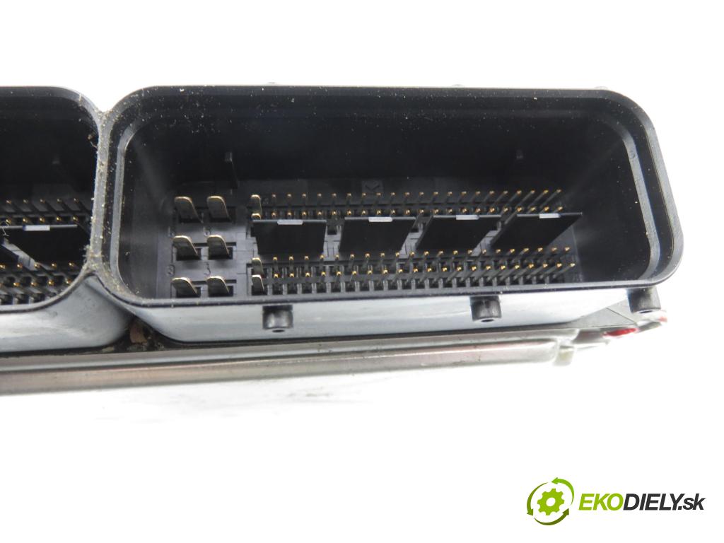 SEAT ALTEA (5P1) HB 2005 77,00 1.9 TDI PD 105 - BXE 1896,00 Riadiaca jednotka Motor 0281011885 ; 03G906016DG