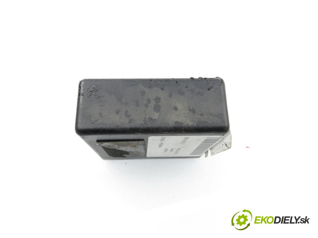 RENAULT MEGANE II Kombi (KM0/1_) KOMBI 2004 96,00 1.9 dCi - F9Q 804 1870,00 Riadiaca jednotka ťažného oka 321138