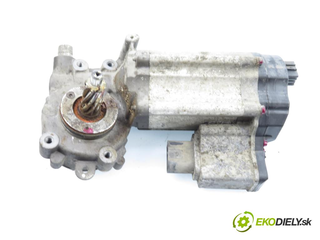 VW GOLF V (1K1) HB 2004 55,00 2.0 SDI - BDK 1968,00 Motor riadenia riadiacej 1K1909144F ; 7805277150
