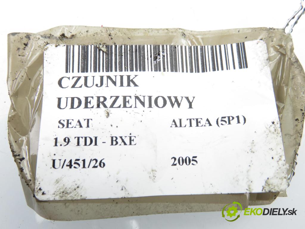 SEAT ALTEA (5P1) HB 2005 77,00 1.9 TDI PD 105 - BXE 1896,00 Snímač nárazu 5WK43273 ; 1K0909606 (Snímač nárazu)