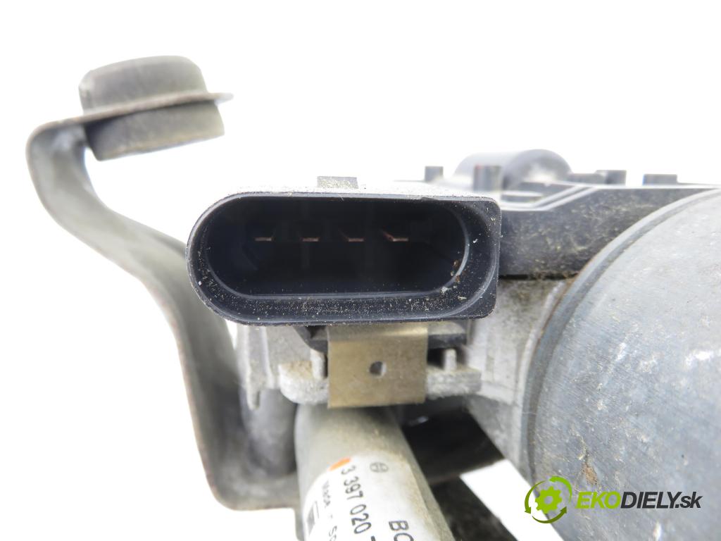 SEAT ALTEA (5P1) HB 2005 77,00 1.9 TDI - BXE 1896,00 Motorček stieračov 0390241936 ; 5P0955119B ; 5P0955023E