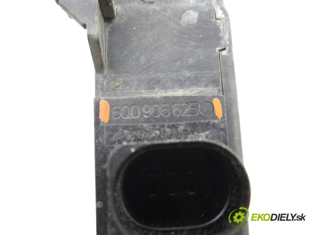 SEAT ALTEA (5P1) HB 2005 77,00 1.9 TDI PD 105 - BXE 1896,00 VENTIL magnetický 6Q0906625