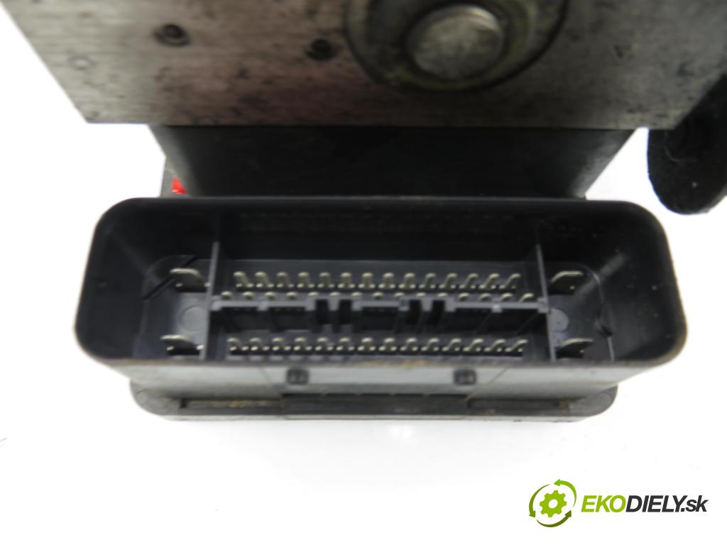 SEAT ALTEA (5P1) HB 2005 77,00 1.9 TDI PD 105 - BXE 1896,00 Pumpa ABS 1K0907379K ; 10096003483 ; 1K0614517H (Pumpa ABS)