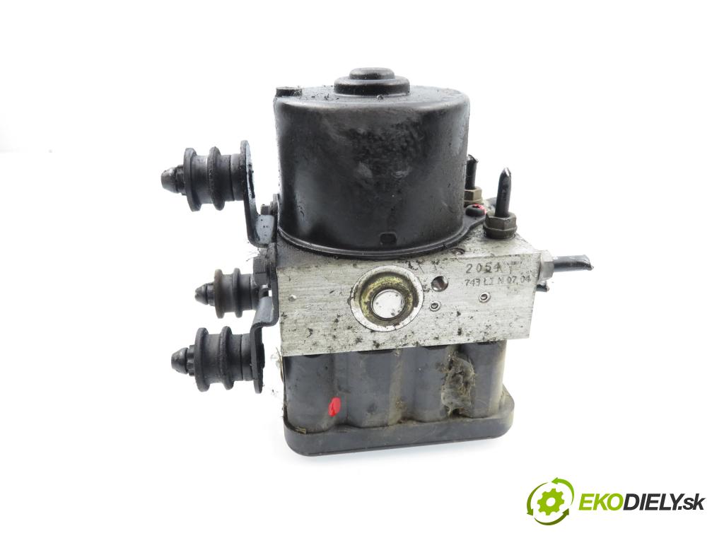 SEAT ALTEA (5P1) HB 2005 77,00 1.9 TDI PD 105 - BXE 1896,00 Pumpa ABS 1K0907379K ; 10096003483 ; 1K0614517H (Pumpa ABS)