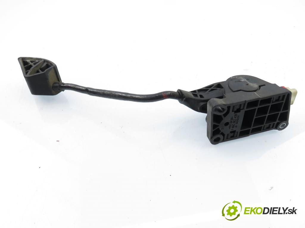 PEUGEOT 407 (6D_) SEDAN 2005 80,00 1.6 HDi 110 - 9HZ (DV6TED4) 1560,00 Potenciometer plynu 0280752242 ; 9644930580 (Potenciometer plynového pedálu)