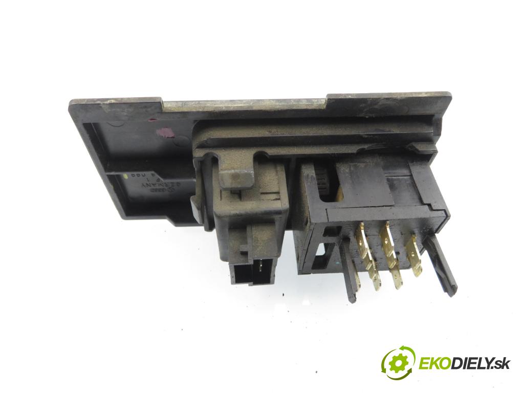 VW TRANSPORTER IV Platforma / podwozie (70E, 70L, 70M, 7DE, 7DL KABINA/PLATFORMA 1994 45,00 1.9 D - 1X 1896,00 prepínač svetlá 701858099