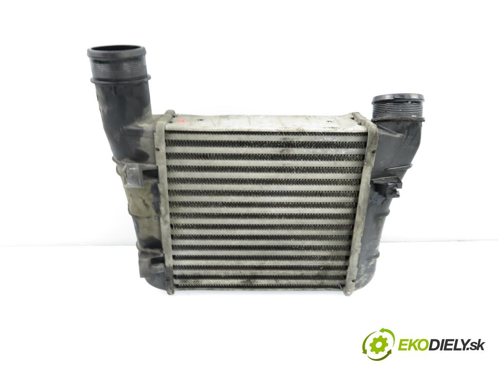 AUDI A4 Avant (8E5, B6) KOMBI 2004 96,00 1.9 TDI PD 130 - AVF 1896,00 chladič intercooler 8E0145805S
