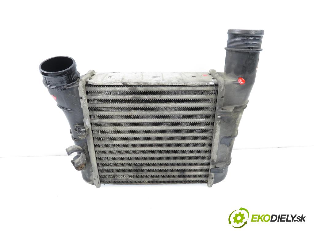 AUDI A4 Avant (8E5, B6) KOMBI 2004 96,00 1.9 TDI PD 130 - AVF 1896,00 chladič intercooler 8E0145805S