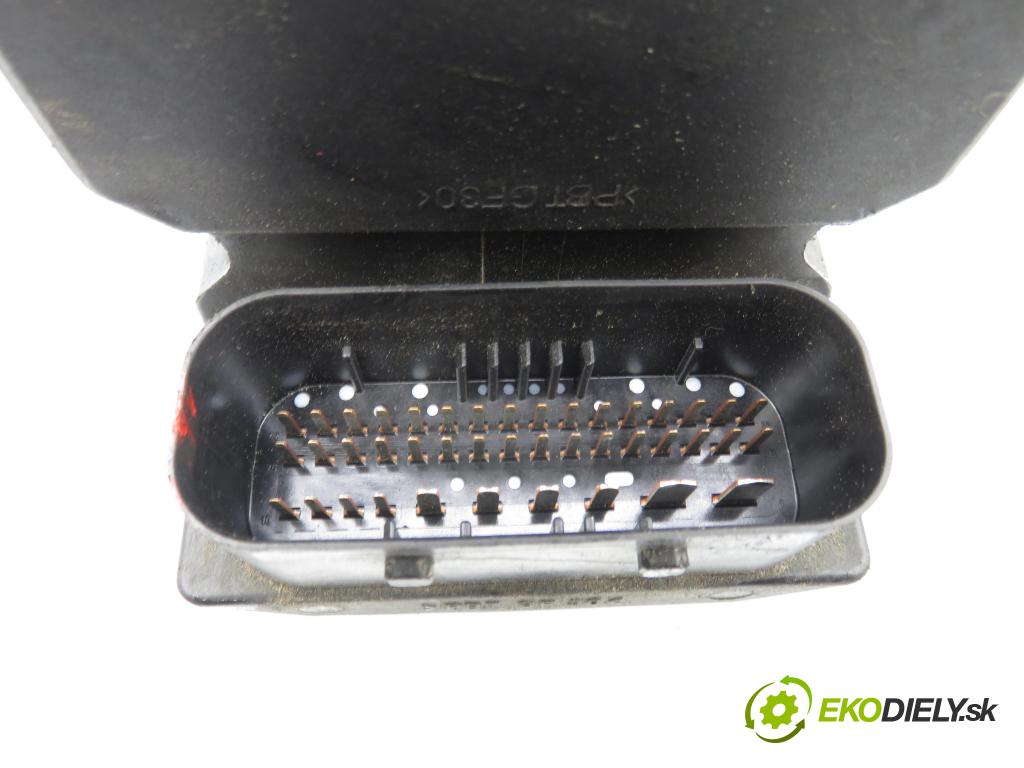 VW PASSAT B5.5 (3B3) SEDAN 2001 96,00 1.9 TDI PD 130 - AVF 1896,00 Pumpa ABS 0265950055 ; 0265225124 (Pumpa ABS)