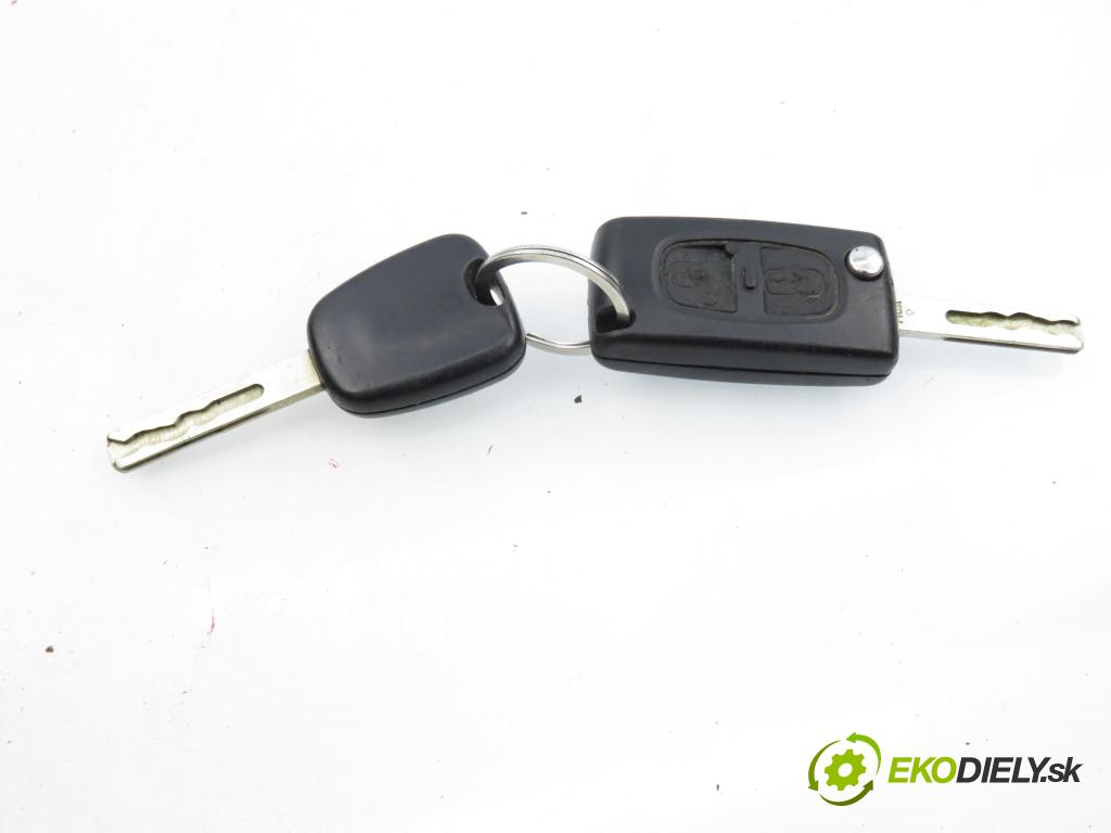 PEUGEOT 308 (4A_, 4C_) HB 2007 88,00 1.6 VTi 120 - 5FW (EP6) 1598,00 spinačka / zámky 9663123280