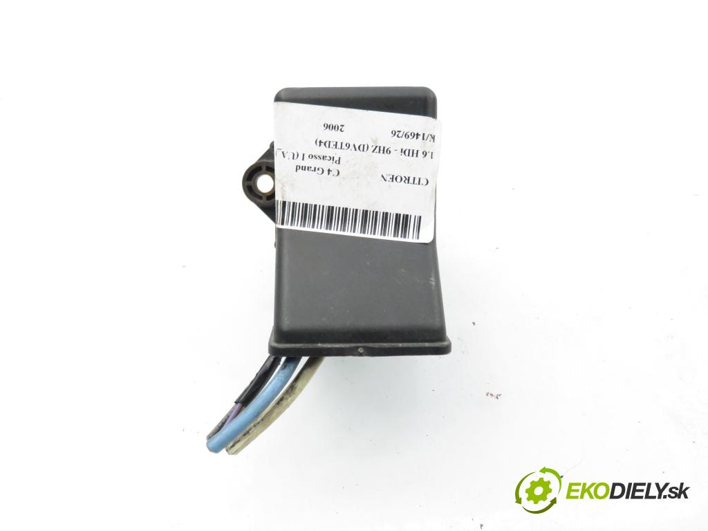 CITROEN C4 Grand Picasso I (UA_) MINIVAN 2006 80,00 1.6 HDi - 9HZ (DV6TED4) 1560,00 rezistor / reostat ventilátora 9658508980 ; 8241005