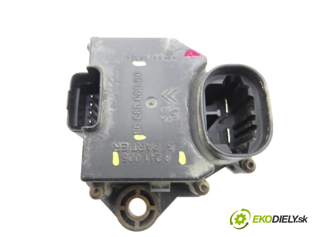 CITROEN C4 Grand Picasso I (UA_) MINIVAN 2006 80,00 1.6 HDi - 9HZ (DV6TED4) 1560,00 rezistor / reostat ventilátora 9658508980 ; 8241005