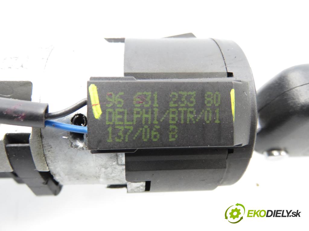 CITROEN C4 Grand Picasso I (UA_) MINIVAN 2006 80,00 1.6 HDi - 9HZ (DV6TED4) 1560,00 spinačka 36393600 ; 9663123380 (Spínacia skrinka)