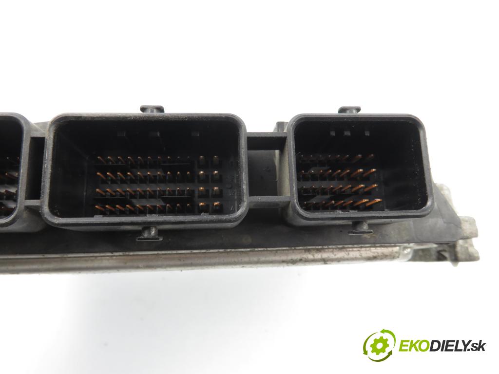 FORD FOCUS C-MAX (DM2) MINIVAN 2005 80,00 1.6 TDCi 109 - G8DB 1560,00 Riadiaca jednotka Motor 4M5112A650NE ; 0281011263