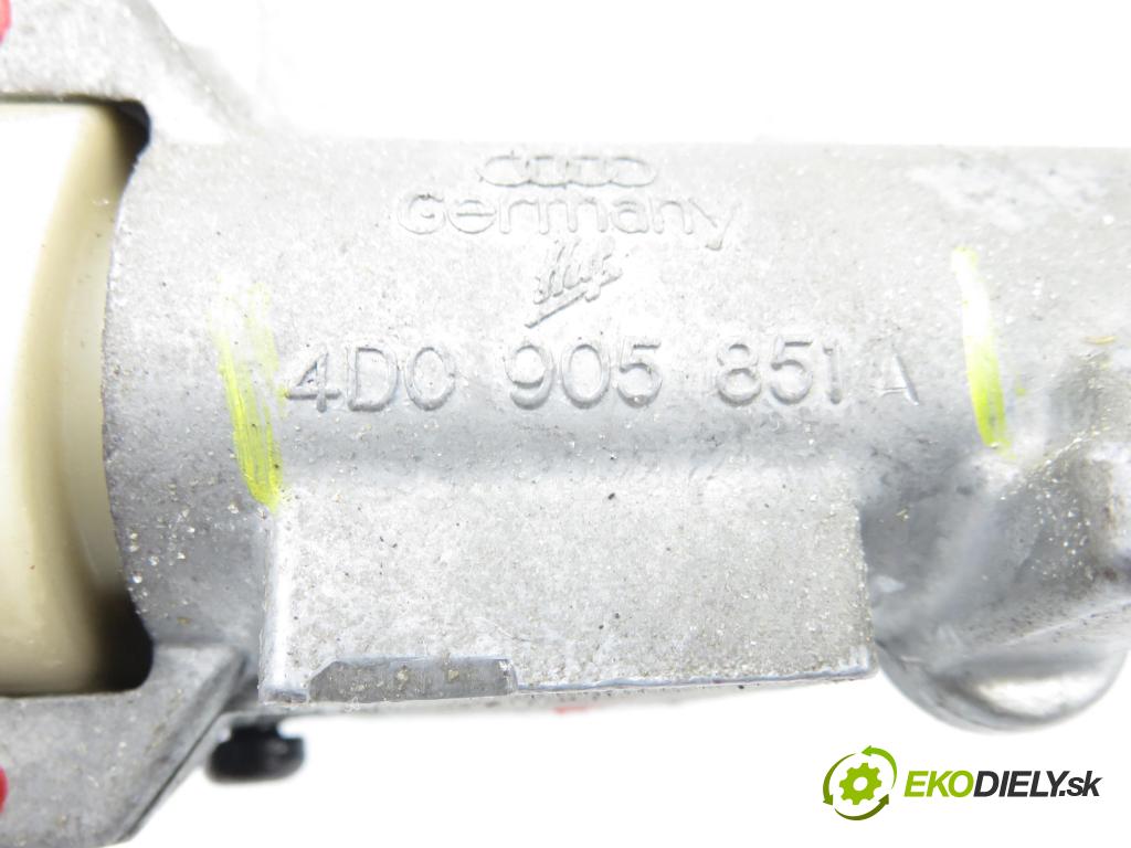 AUDI A4 (8D2, B5) SEDAN 1996 66,00 1.9 TDI - 1Z 1896,00 spinačka 4D0905851A (Spínacia skrinka)