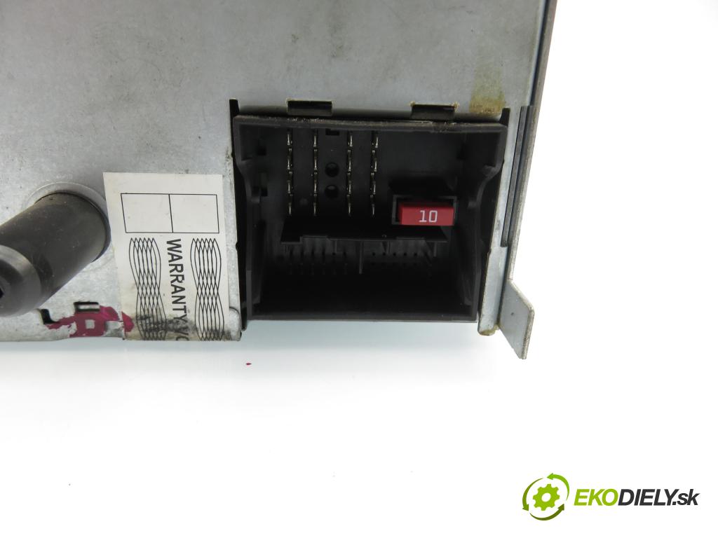 VW TRANSPORTER V Skrzynia (7HA, 7HH, 7EA, 7EH) FURGON 2009 75,00 1.9 TDI - BRS 1896,00 RADIO CD 7H0035152E