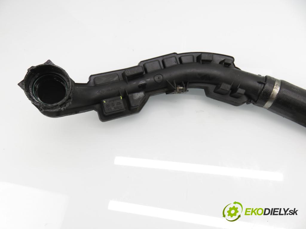 RENAULT MASTER II Skrzynia (FD) FURGON 2006 84,00 2.5 dCi 120 - G9U 750 2464,00 Rúra intercoolera turba 8200646967 ; 8200646967A