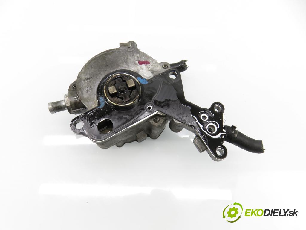 SEAT ALTEA (5P1) HB 2005 77,00 1.9 TDI PD 105 - BXE 1896,00 pumpa vakuová 038145209C