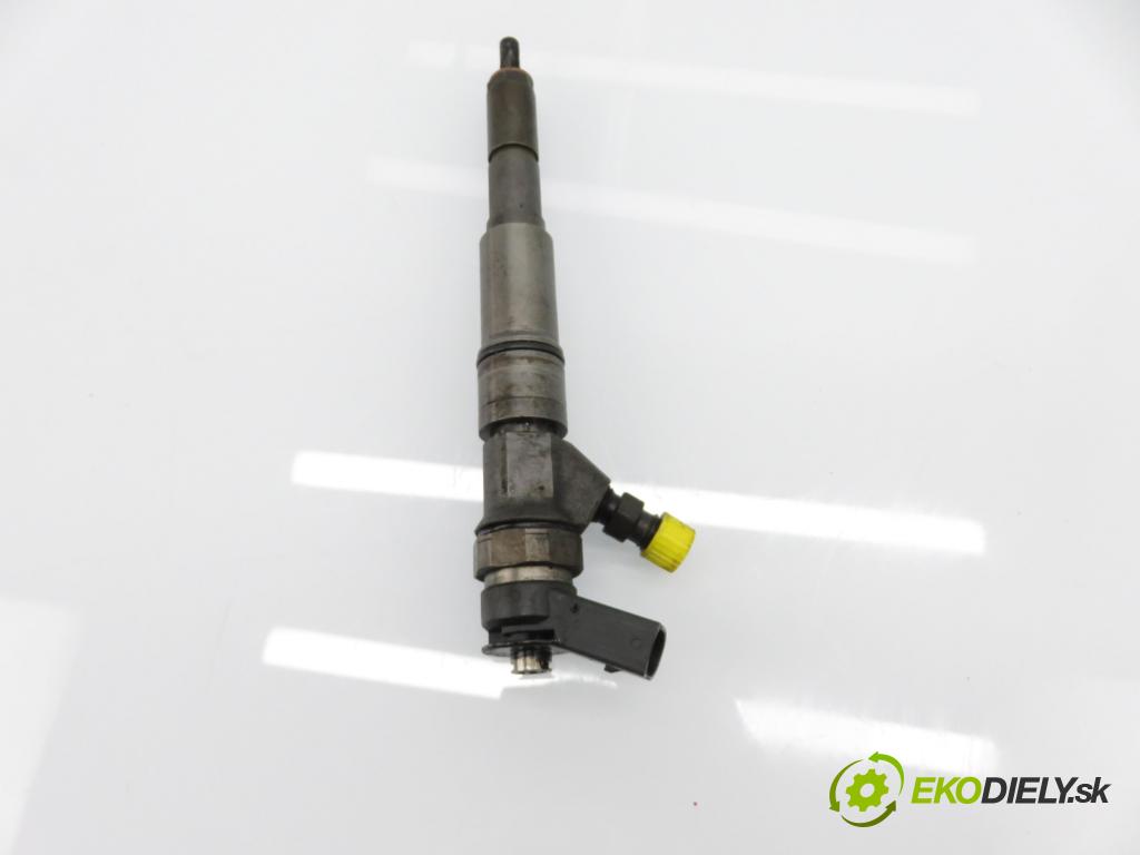 BMW 3 Touring (E46) KOMBI 2004 110,00 320 d 150 - M47 D20 (204D4) 1995,00 vstrekovač 0445110131 ; 7789661 (Vstrekovač paliva)