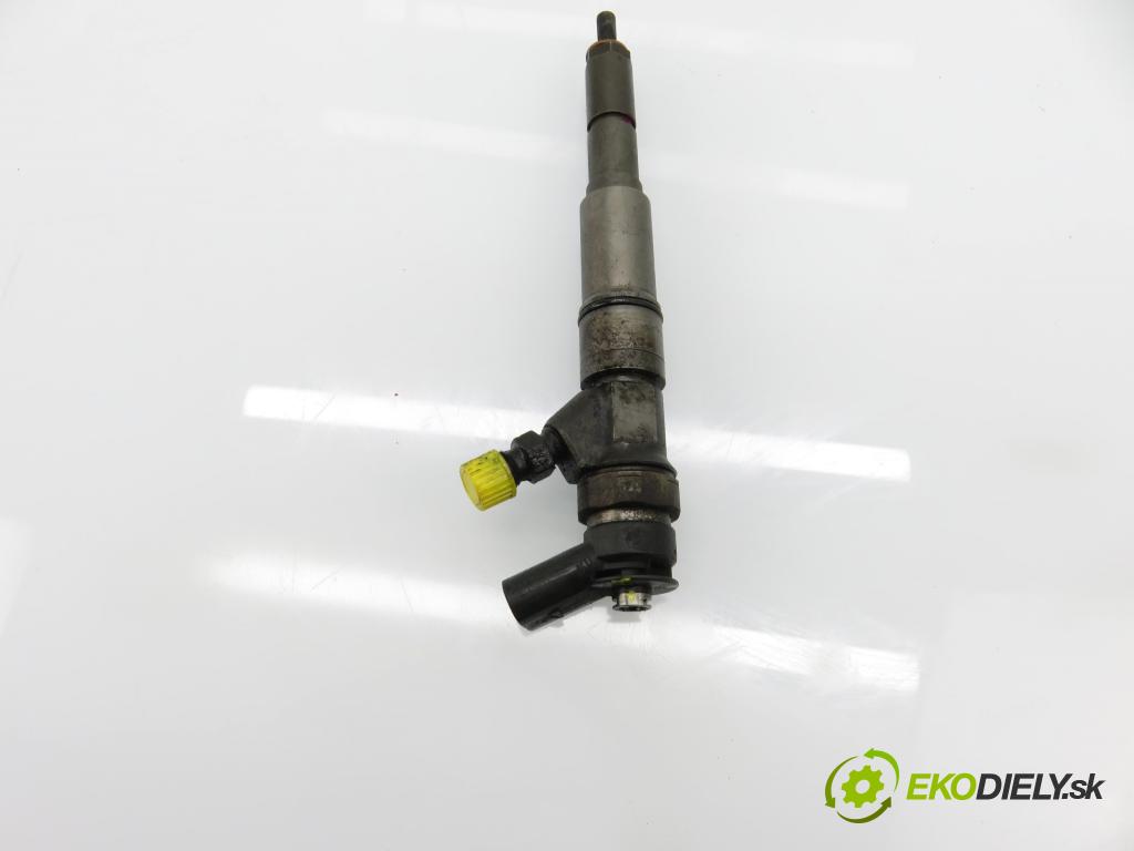 BMW 3 Touring (E46) KOMBI 2004 110,00 320 d 150 - M47 D20 (204D4) 1995,00 vstrekovač 0445110131 ; 7789661 (Vstrekovač paliva)