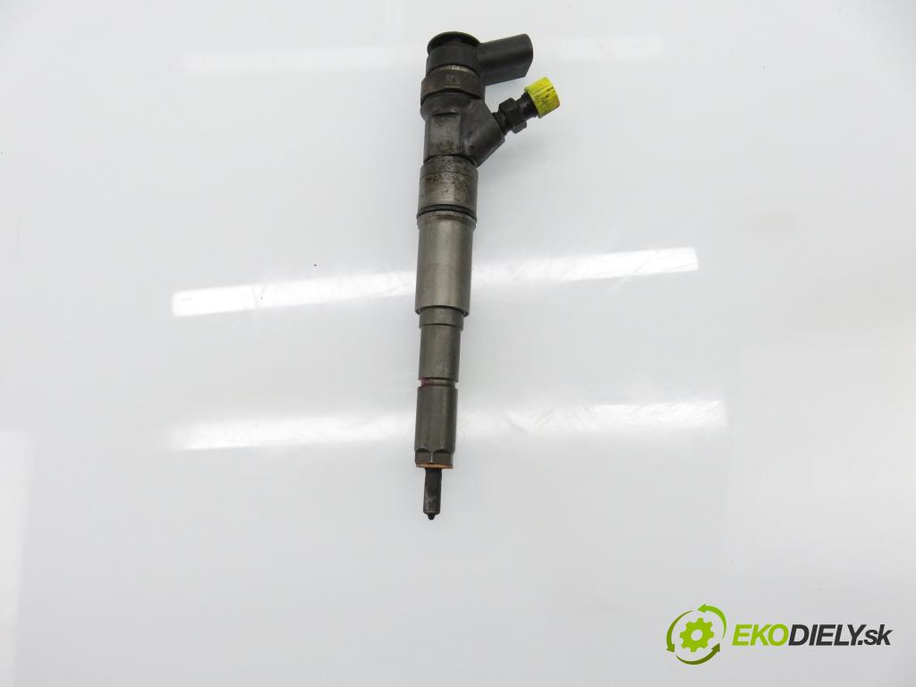BMW 3 Touring (E46) KOMBI 2004 110,00 320 d 150 - M47 D20 (204D4) 1995,00 vstrekovač 0445110131 ; 7789661 (Vstrekovač paliva)