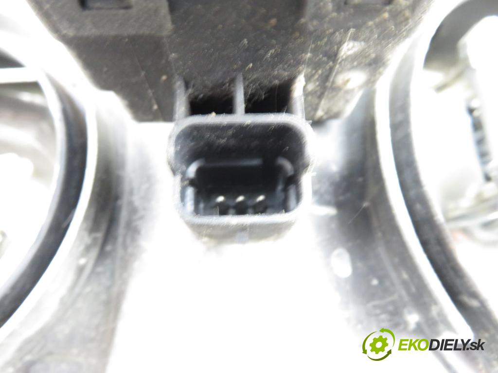 RENAULT LAGUNA II Grandtour (KG0/1_) KOMBI 2003 0,00 1.9 dCi (KG0E, KG0R) - F9Q 752 1870,00 Svetlo PP 8200163324