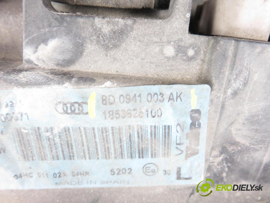 AUDI A4 (8D2, B5) SEDAN 2000 74,00 1.6 - AHL 1595,00 Svetlo LP 8D0941003AK