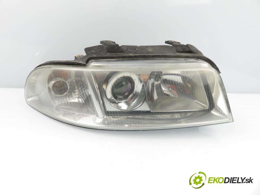 AUDI A4 (8D2, B5) SEDAN 2000 74,00 1.6 - AHL 1595,00 Svetlo PP 8D0941004AK ; 89300381