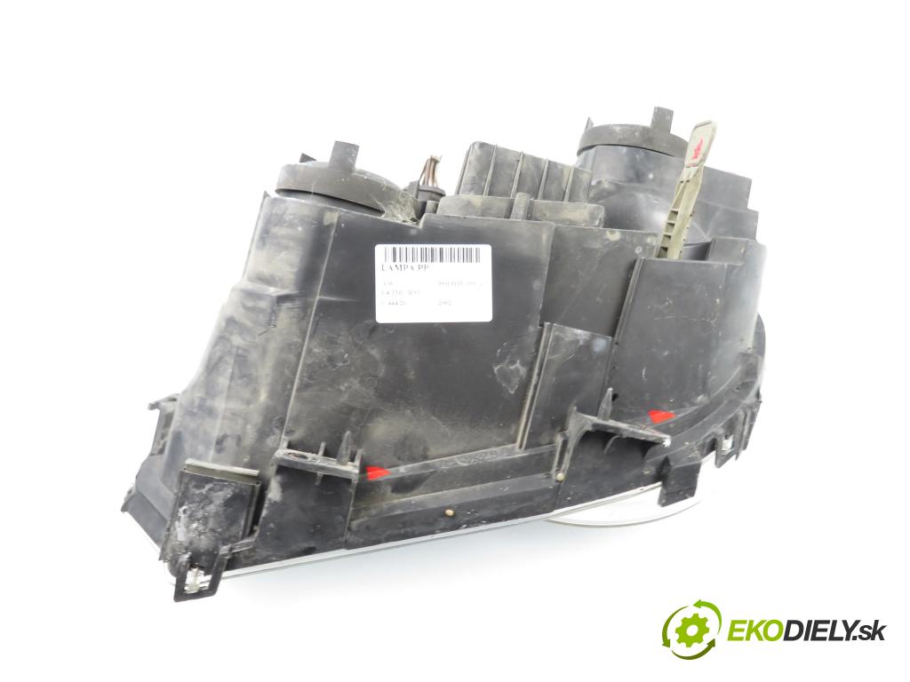 VW POLO (9N_) HB 2002 59,00 1.4 TDI - BNV 1422,00 Svetlo PP 6Q1941008M ; 0301190202